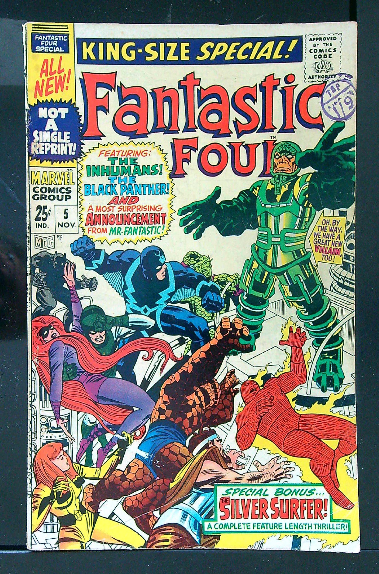 ACTUAL SCAN OF COMIC!<br>Distribution Stamp on Cover - See Scan Cover of Fantastic Four Annual #5. One of 250,000 Vintage American Comics on sale from Krypton!