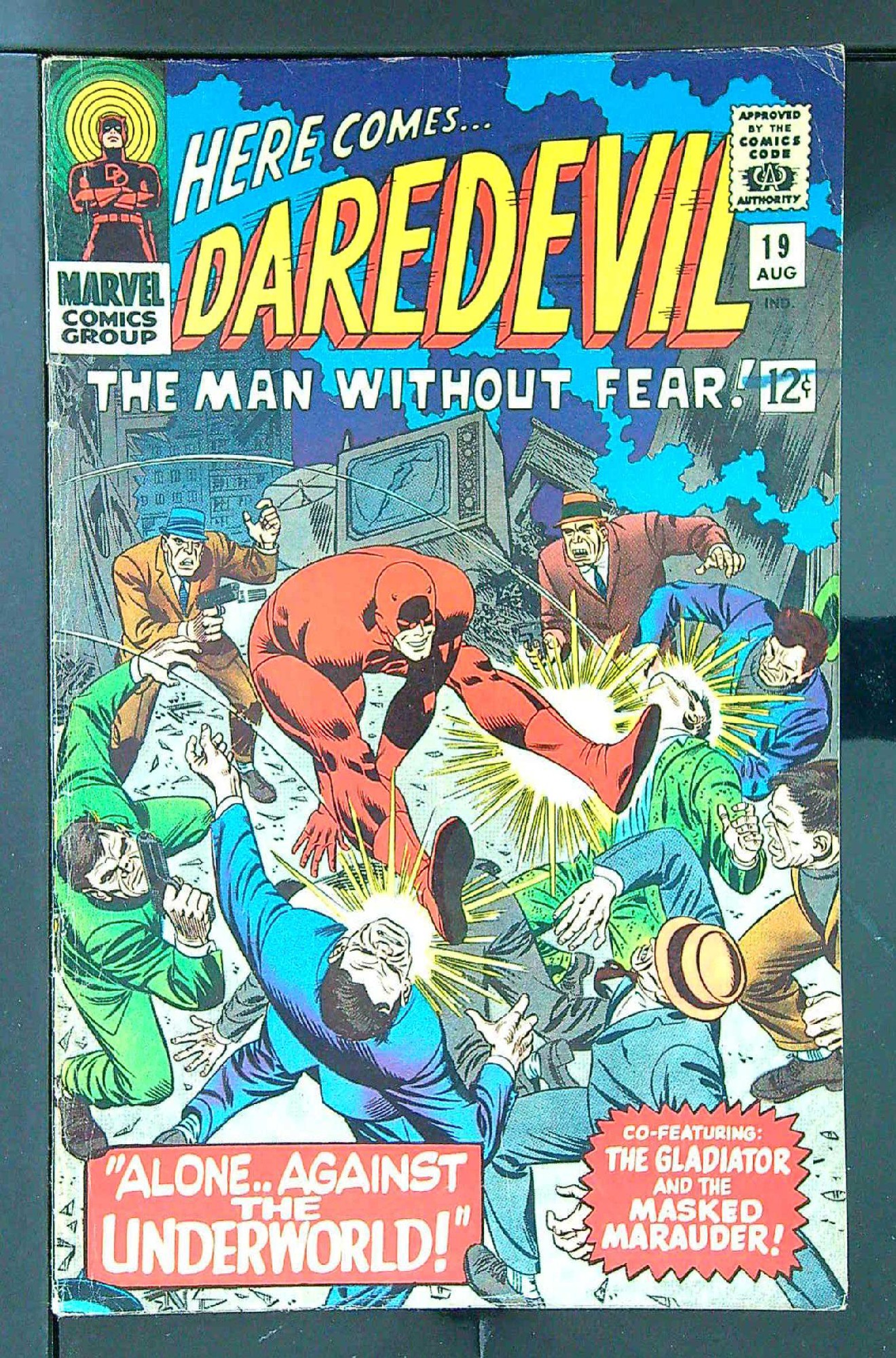 ACTUAL SCAN OF COMIC!<br> Cover of Daredevil (Vol 1) #19. One of 250,000 Vintage American Comics on sale from Krypton!