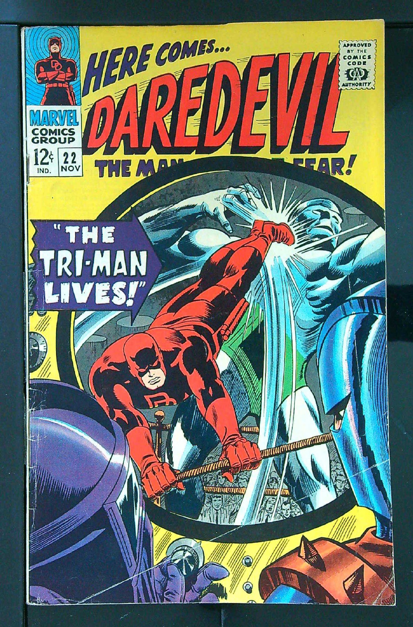 ACTUAL SCAN OF COMIC!<br> Cover of Daredevil (Vol 1) #22. One of 250,000 Vintage American Comics on sale from Krypton!